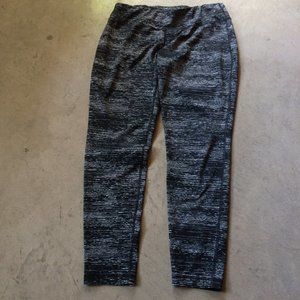 Danskin Now DriMore Black & Gray leggings Size L/G